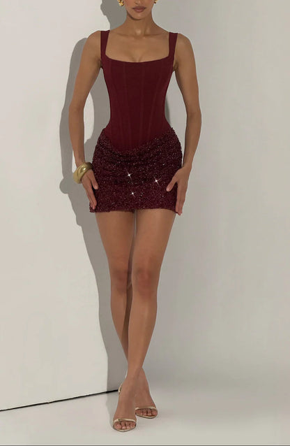 SOPHIE | VESTIDO SCARLET ELEGANCE