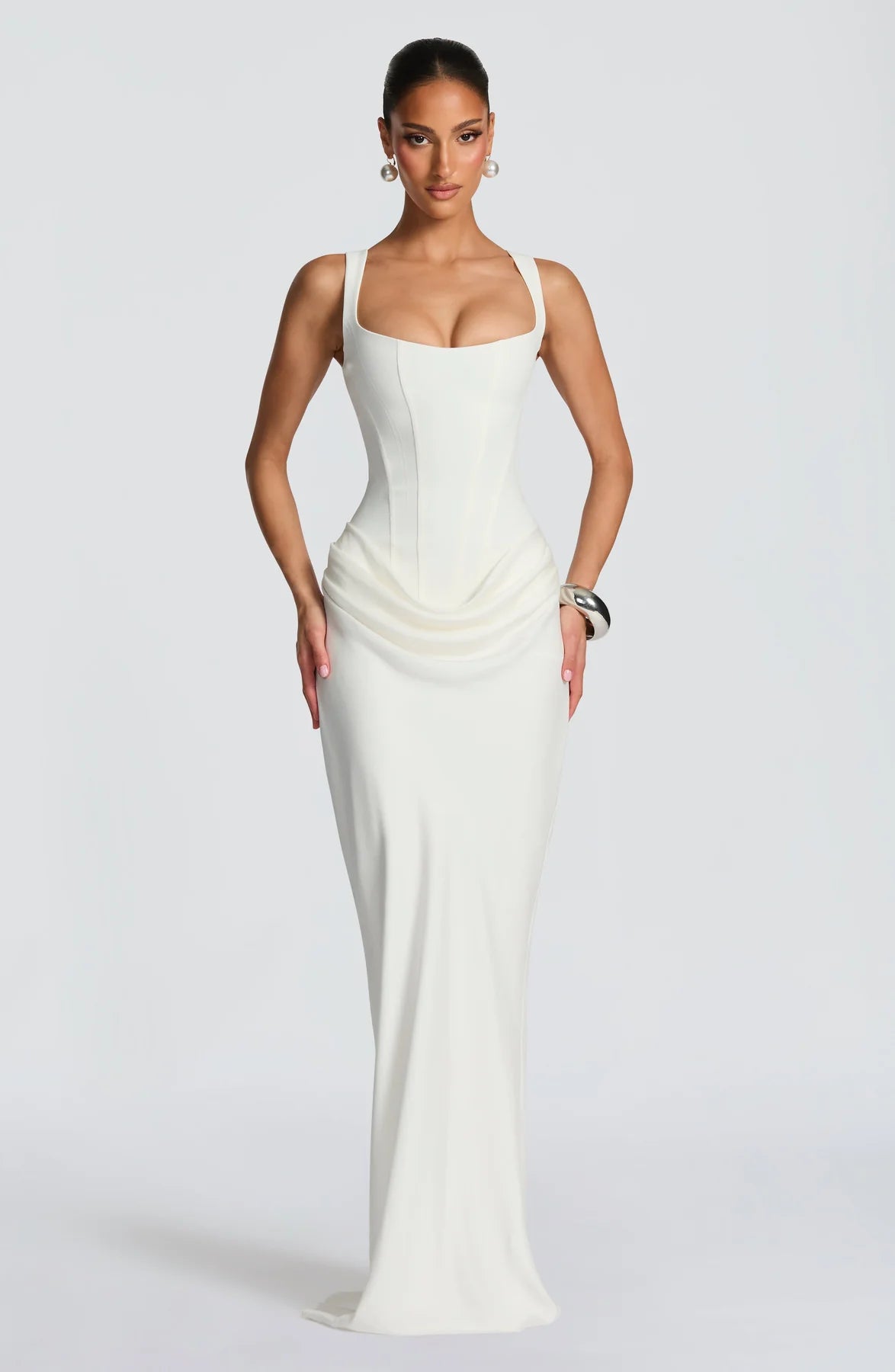 AITANA | VESTIDO DIVA SILHOUETTE
