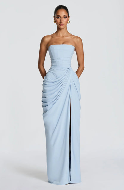 ATHENA | VESTIDO DE ELEGANCIA IMPERIAL